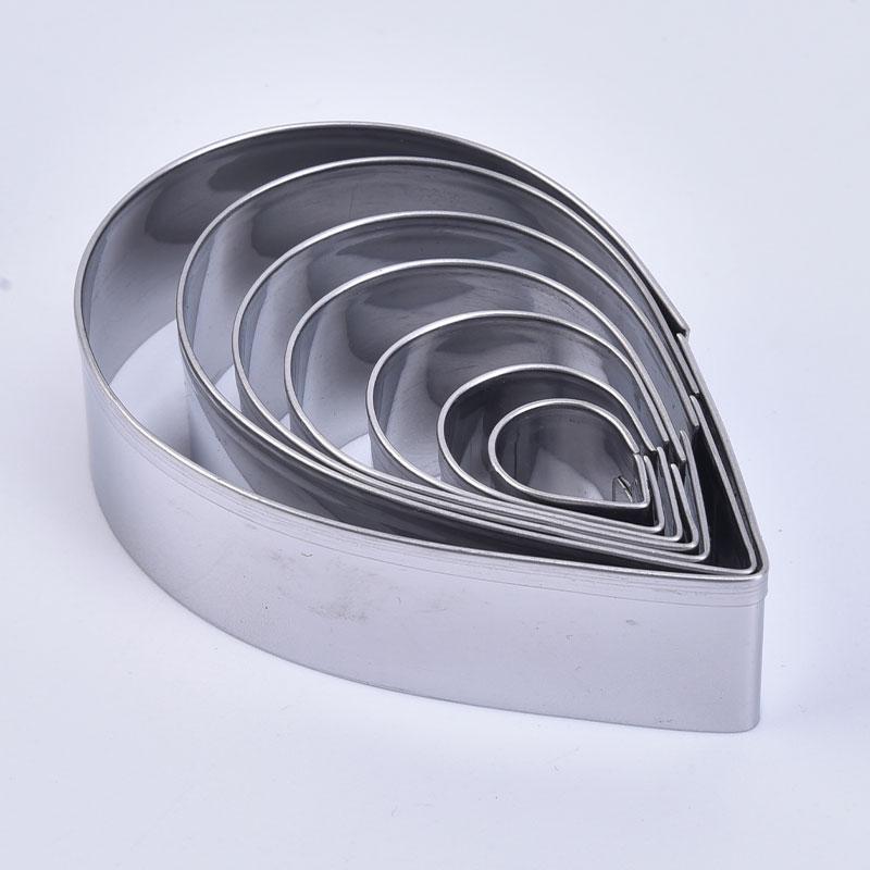 Lot de 7 moules en forme de cœur et de fleur en acier inoxydable pour gâteau