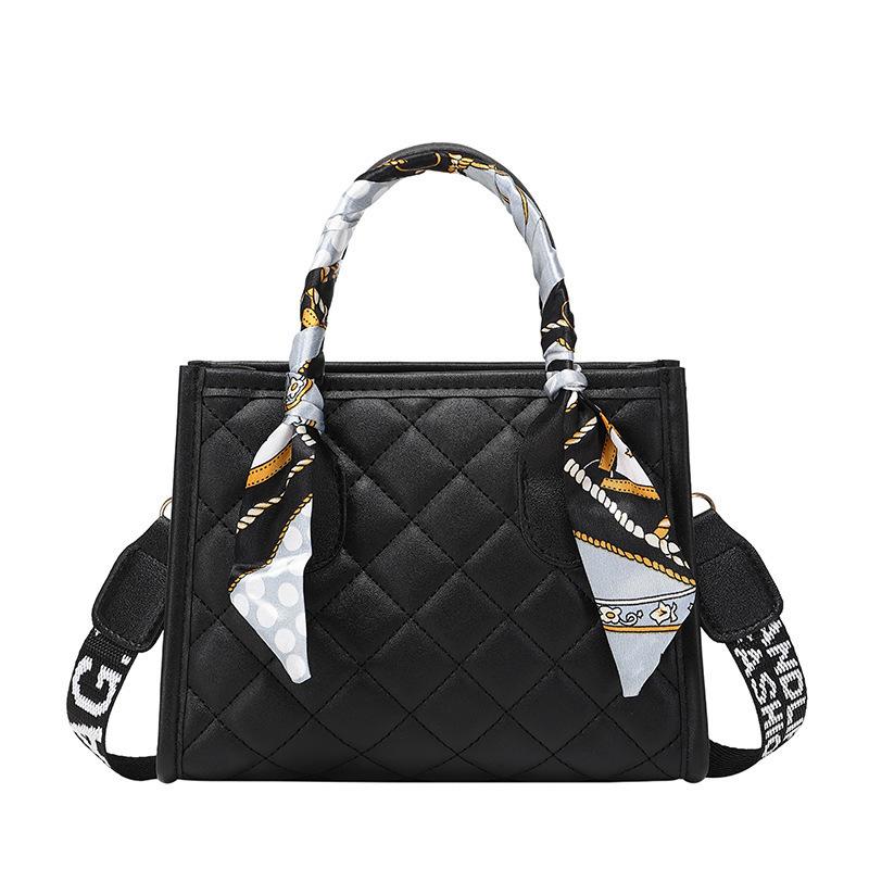 Stylish and Simple Women's Handbag New Silk Scarf Diamond Small Bag One Shoulder Messenger Bag