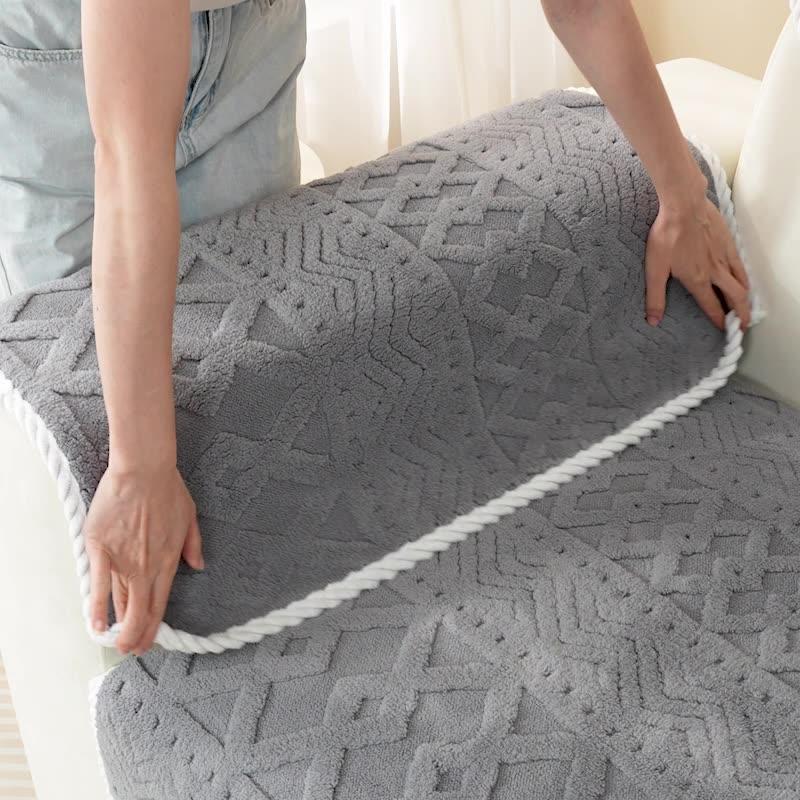 Luxury Sofa Cushion Cover Winter Soft Anti Slip Sofa Throw Mat High Quality Stylish Sofa Protector For Living Room Comfort And Warmth