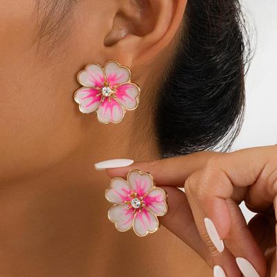Retro Elegant Drip Glaze Flower Stud Earrings with Metal Finish