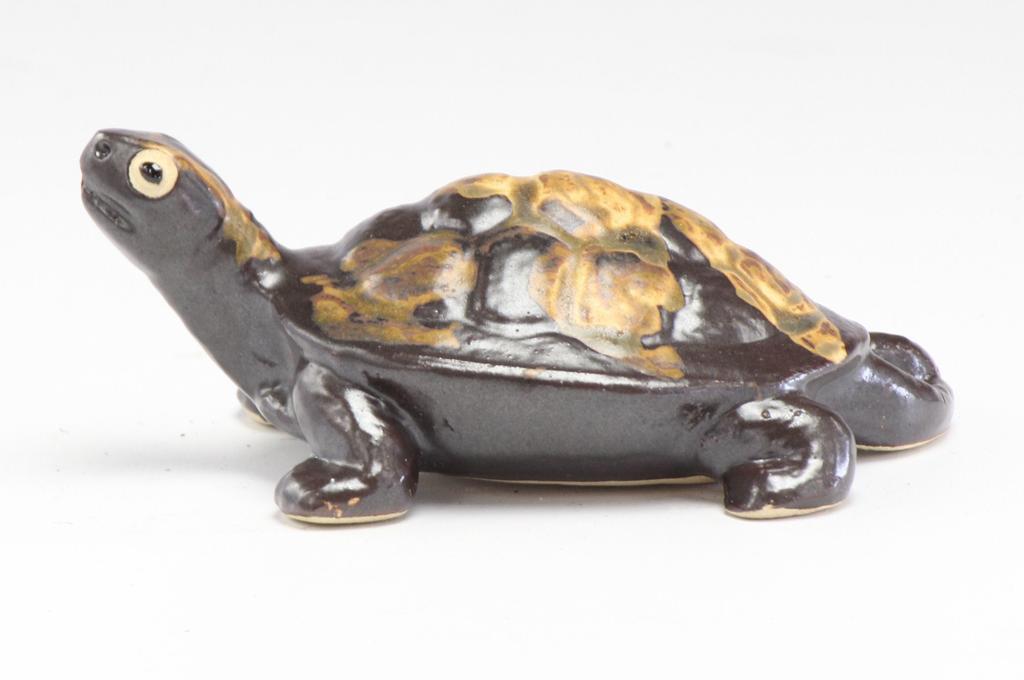 Tori Turtle 8 "Shigaraki Ware" No. L84-11