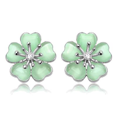 Elegante blassgrasgrüne Kirschblüten-Ohrringe mit 18 Karat Weißgoldplattierung und österreichischen Zirkonia-Diamanten