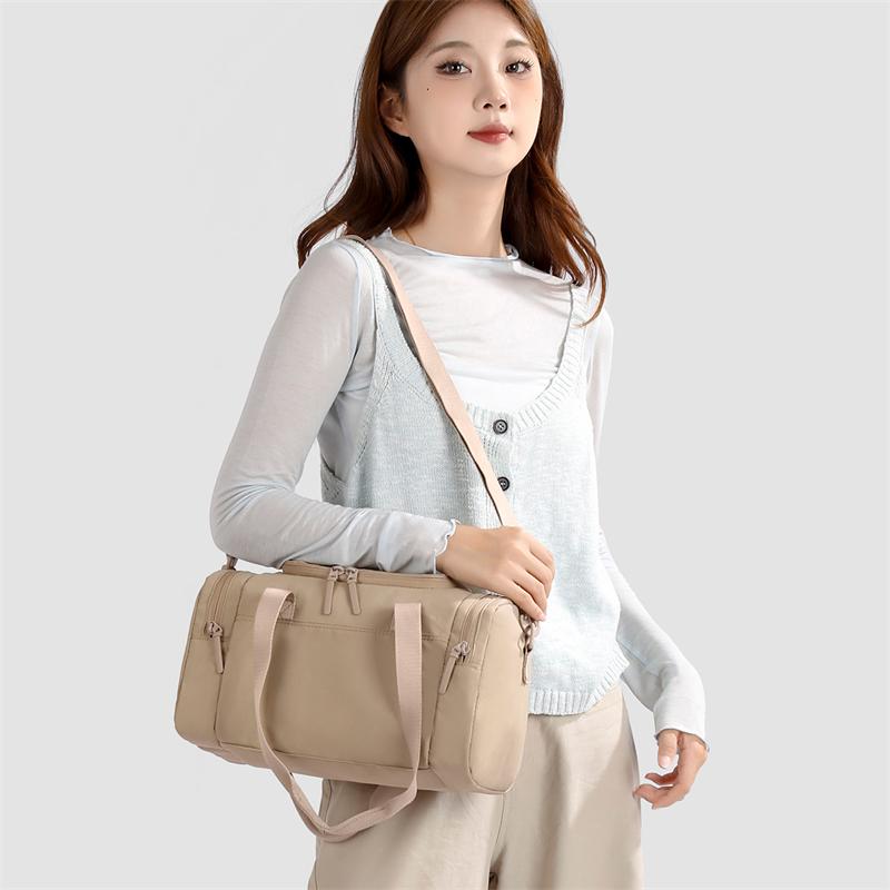 Women's Crossbody Bag Outdoor Sports Bag Large Capacity Lightweight Travel Bag