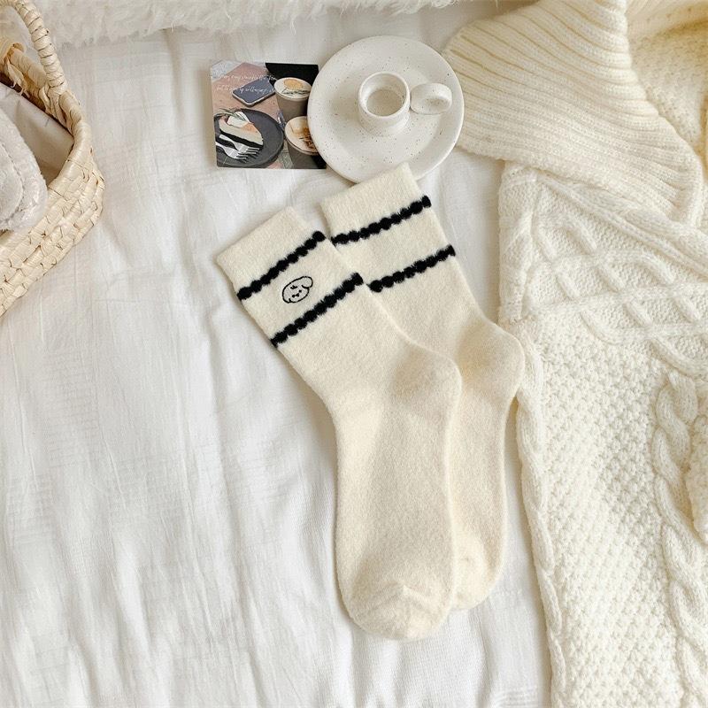 Women's Trendy Autumn and Winter Fleece Mid-calf Striped Cartoon Embroidered Puppy Socks Academy Cute Floor Socks