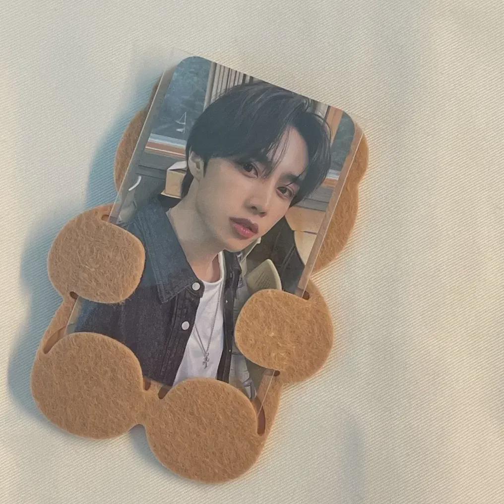 

Sister Ye Sunoo Photocard