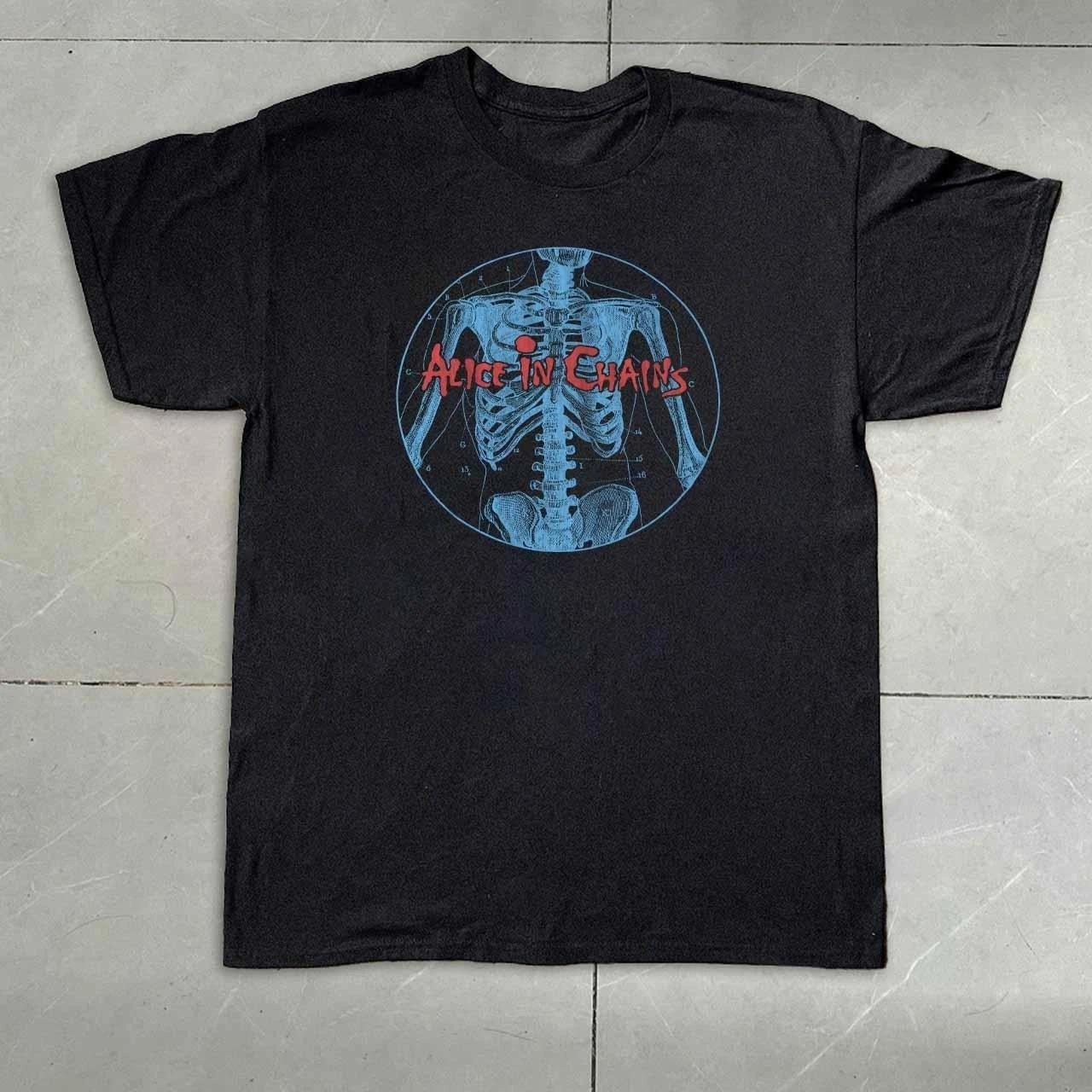 Alice In Chain black tee Reprint S