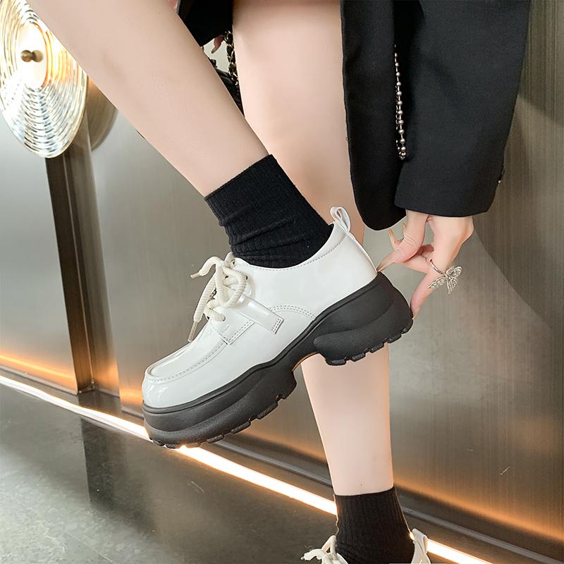 British Style Round Toe Women Shoes Autumn Clogs Platform Oxfords Female Footwear Loafers with Fur Patent Leather Ballet Flats C