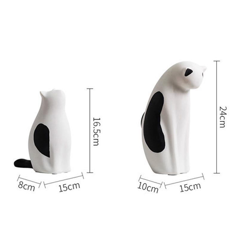 

Black and White Cats Sculpture 2pcs Creative Artwork Ornaments Kitten Resin Handicrafts Desk Decoration Home Decor Accessories