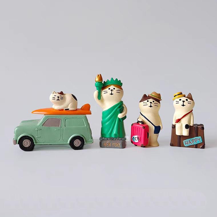 Statue of Liberty Cat Resin Miniature: World Traveler Series