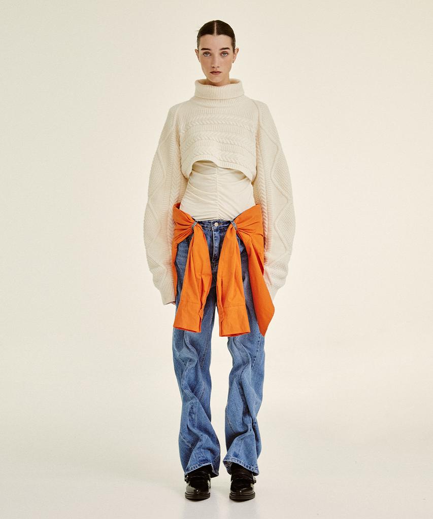 Nadeubilliji Candy High-Neck Knit - Ivory