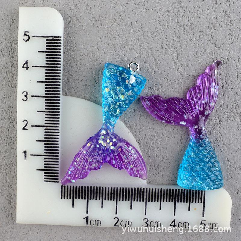 Mermaid Tail Resin Accessories Kit: Phone Case, Keychain, Earrings & DIY Pendant Materials