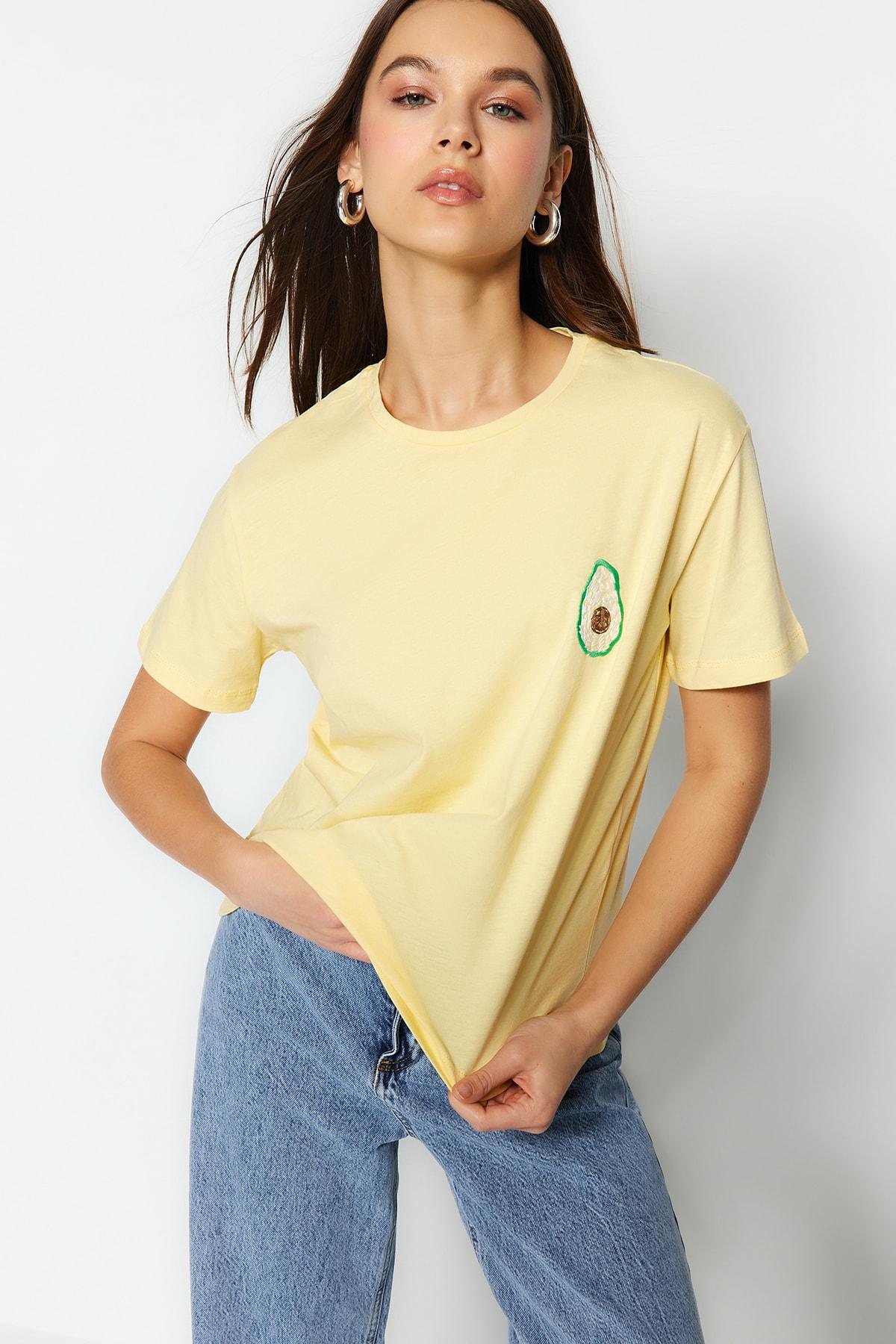 

Футболка - Желтая - Приталенная