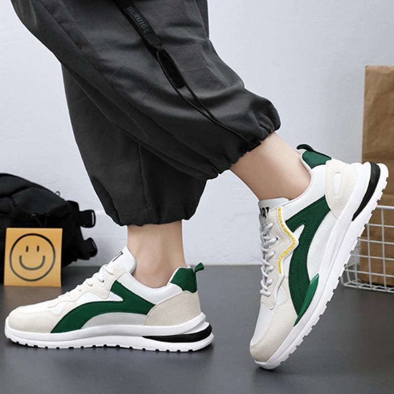 Fashion Men Sneakers Lace Up Casual Shoes for Men 2024 New Outdoor Flat Breathable Vulcanized Tennis Shoes Lightweight Zapatillas Hombre