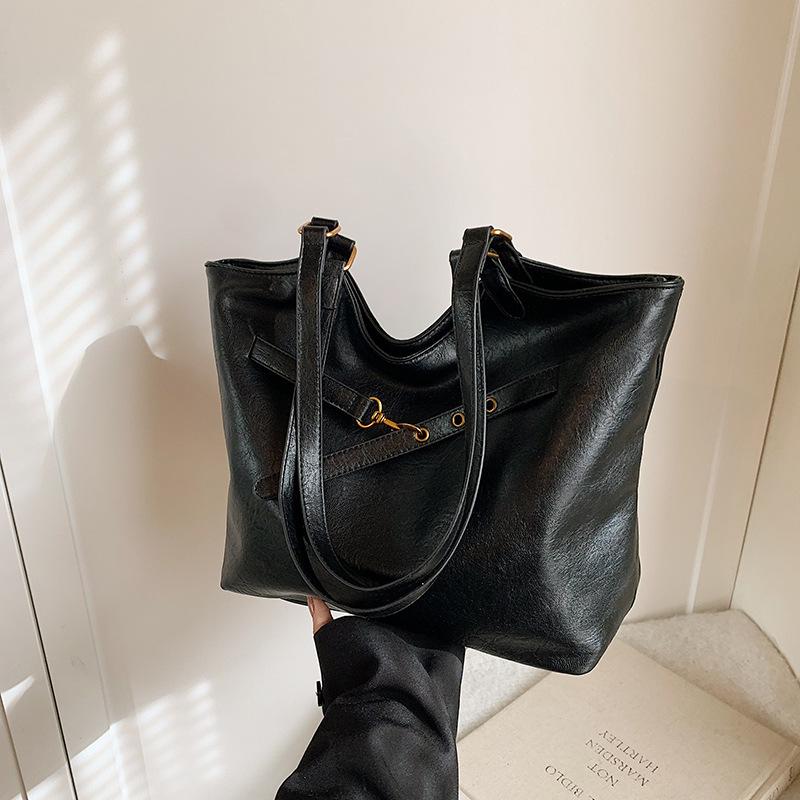 Bag Large Capacity Versatile Tote Bag Class Commuter Shoulder Bag Women's New Bag