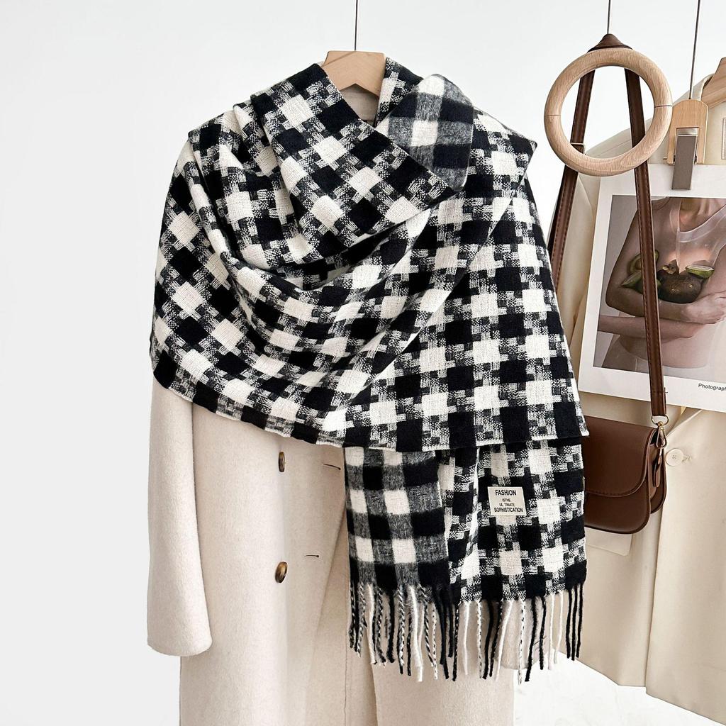 Women's Winter Plaid Imitation Cashmere Tassel Scarf, Thickened Korean Style Neck Warmer