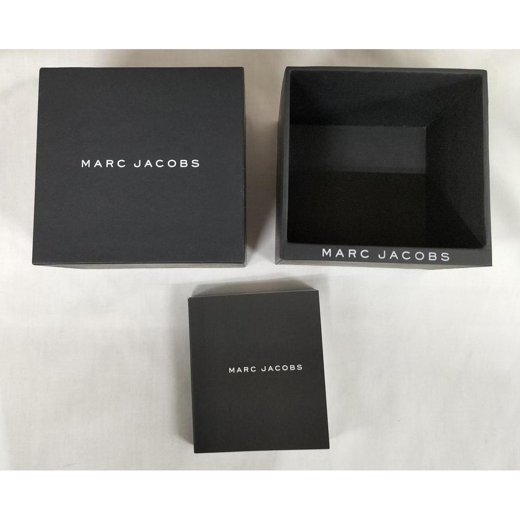 Used MARC JACOBS MBM3332 watch