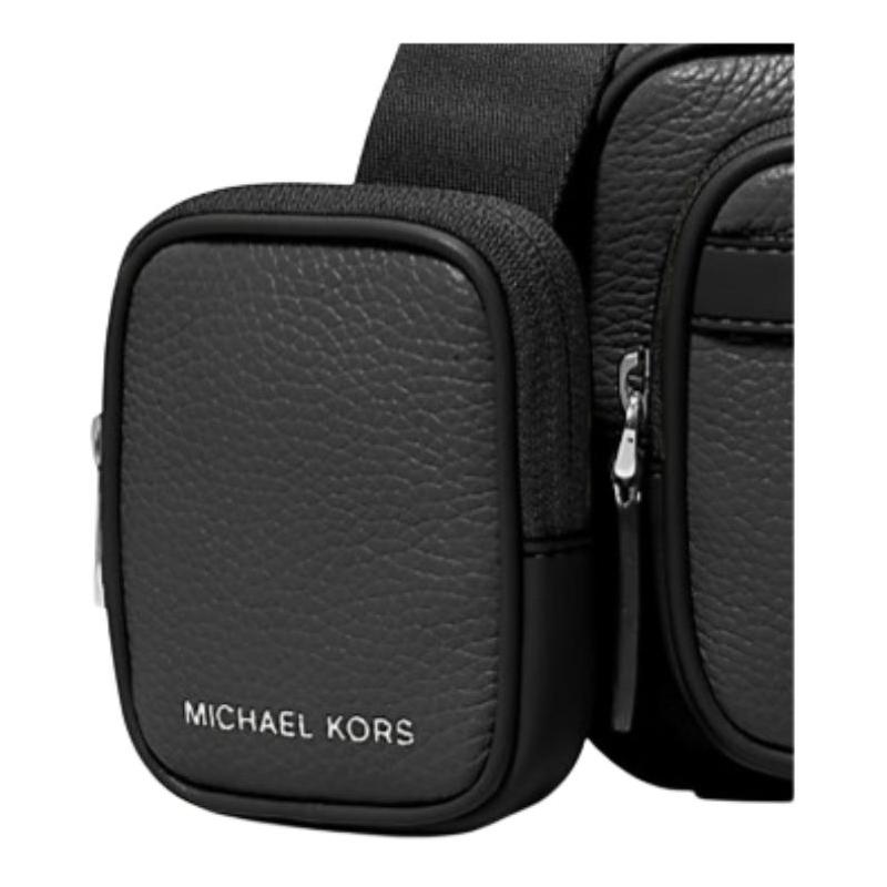 Michael Kors COOPER Borsa a tracolla in pelle con finitura martellata Argento Accessori Uomo Nero