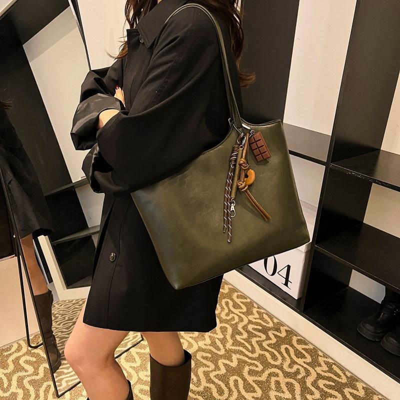 Bag Women's Large-capacity New Fashion Versatile Casual Shoulder Shopping Bag Commuter Tote Bag