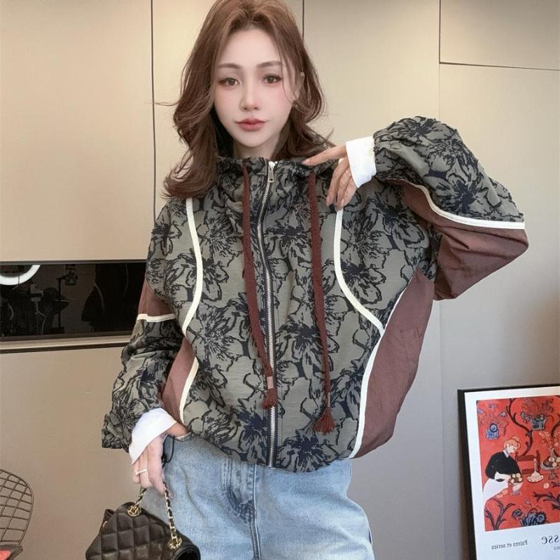 Casual Hooded Short Jacket for Women's Fashionable and Versatile Personality Baseball Uniform Jacket Top