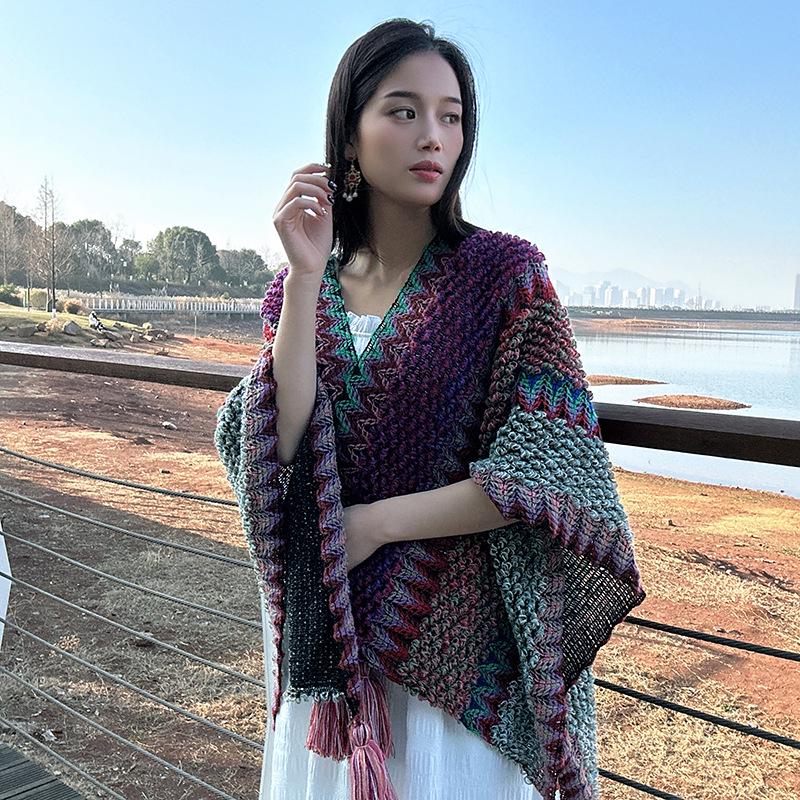 Luochi Ethnic Knit Shawl for Travel in Yunnan, Dali, Lijiang, Qinghai, and Tibet