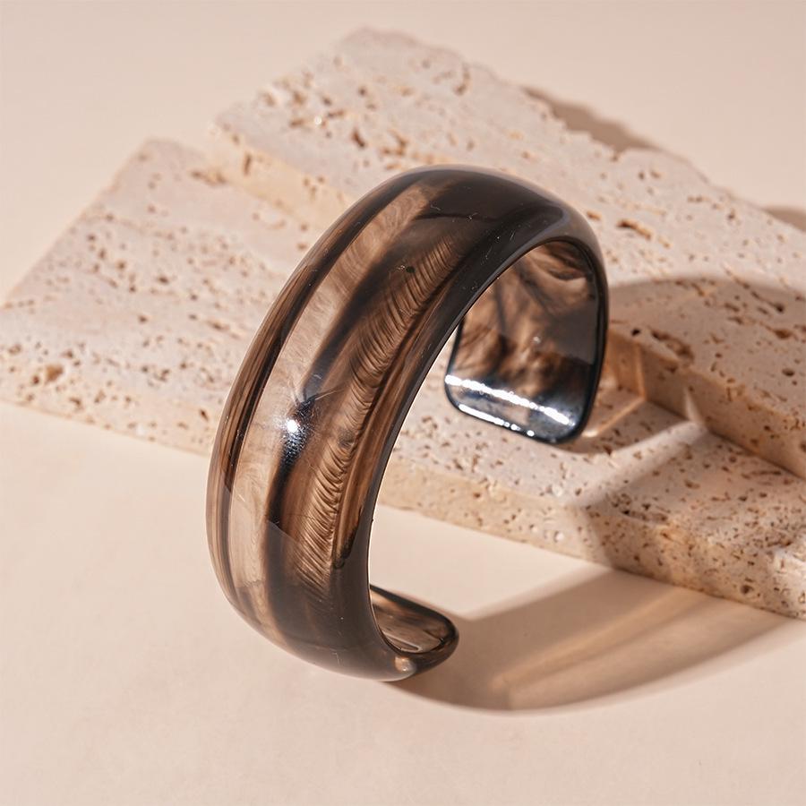 Colorful Geometric Acrylic Bracelet: Trendy, Unique, and Personalized Design