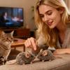 2 Pezzi Giocattolo da Masticare per Gatti Interattivo Realistico Topo Squittente Giochi per Animali Domestici Giocattolo da Masticare per Gattini per Simulazione di Caccia Graffiare Mentale