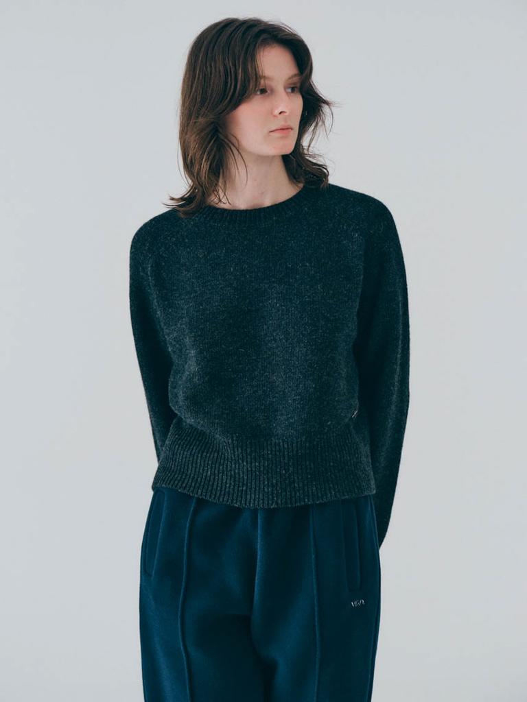 NOEUD Lambs Wool Pullover (Charcoal)