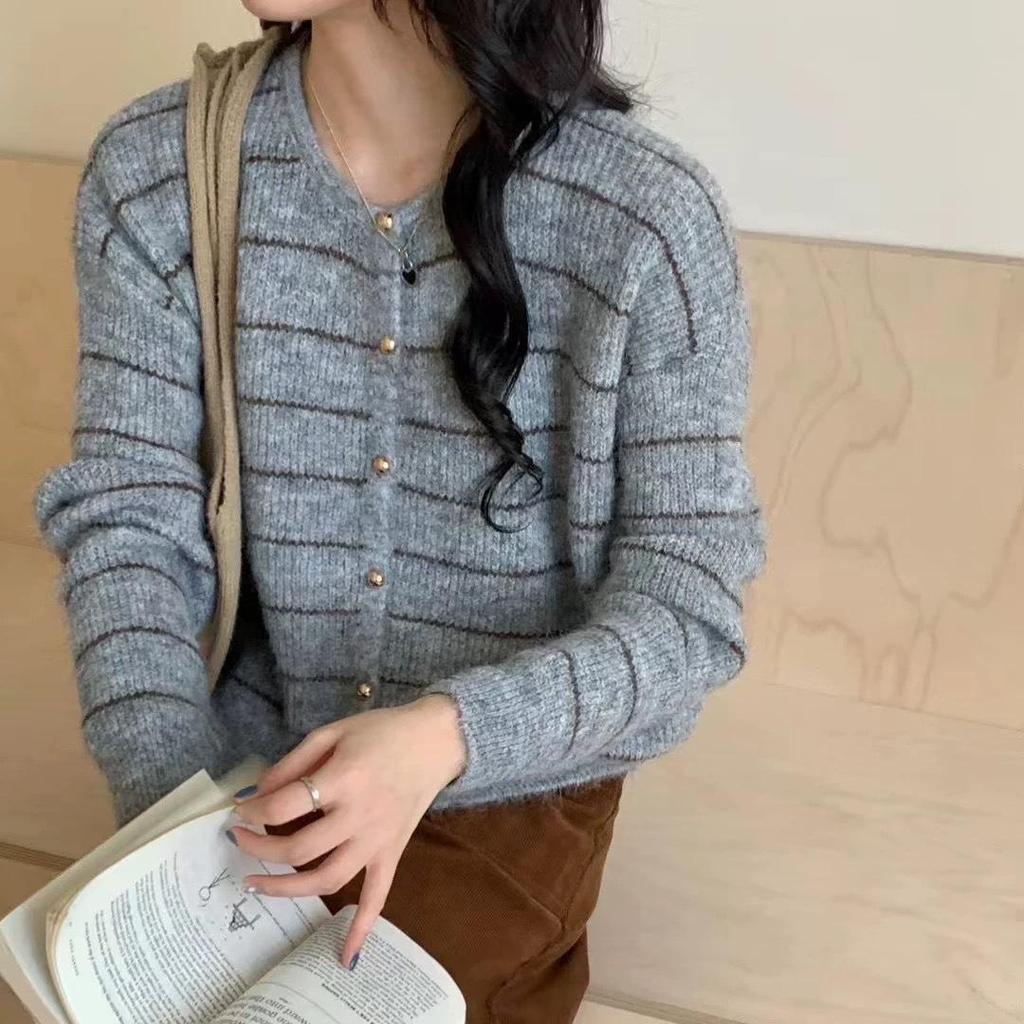 Damen Strickjacke mit Streifen und Farbblock, Rundhalsausschnitt - Herbst/Winter 2025 Koreanischer Stil Vielseitiger Strickpullover