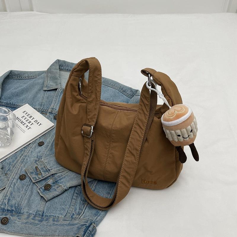 

Simply-designed Female Shoulder Bag Refined Dumpling Bag Ins Style Casual Crossbody Bag Nyl Travel With Large Capacity