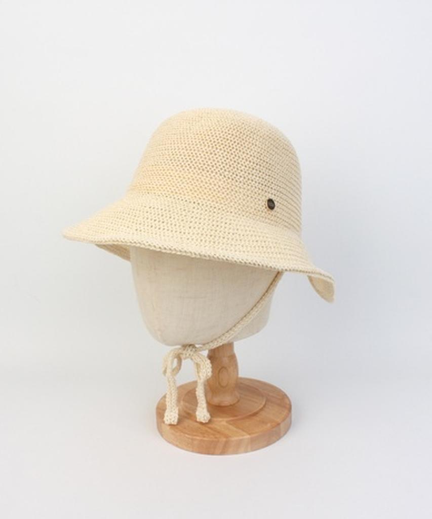 Yunibeosyeolkemiseuteuli Summer Ivory Logo Round Bonnet Hat