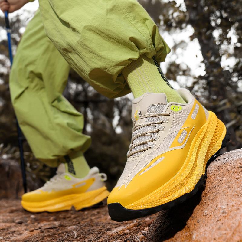 Men's Outdoor Casual Fashion Four Seasons Breathable Sneakers Light Soft-sole Speed Running Shoes Students Racing Sports Shoes