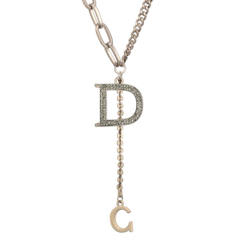 Autumn And Winter Versatile D Letter Fringed Women'S Necklace Douyin Same Collarbone Chain And Sweater Chain