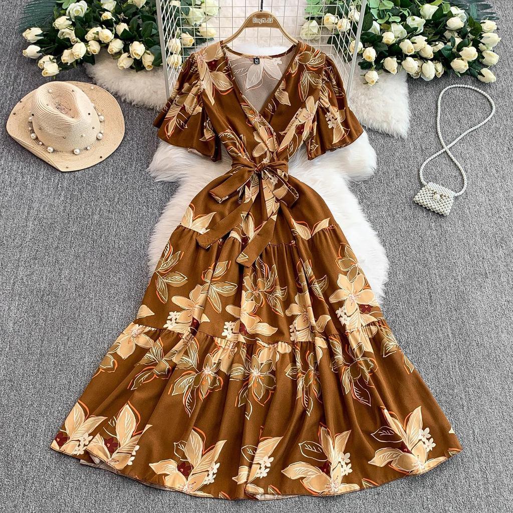 French Sexy Floral V-Neck Short Sleeve Lace-Up Waist Slim Pleated Long Dress