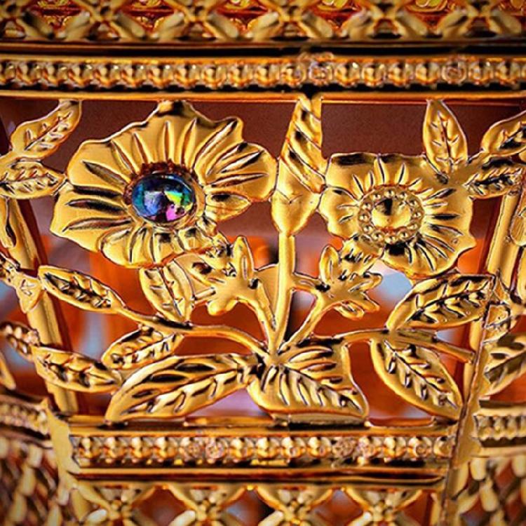 Elegantní arabské elektrické kadidelnice Zlatá povrchová úprava Zlepšuje atmosféru domova Vysoké teploty