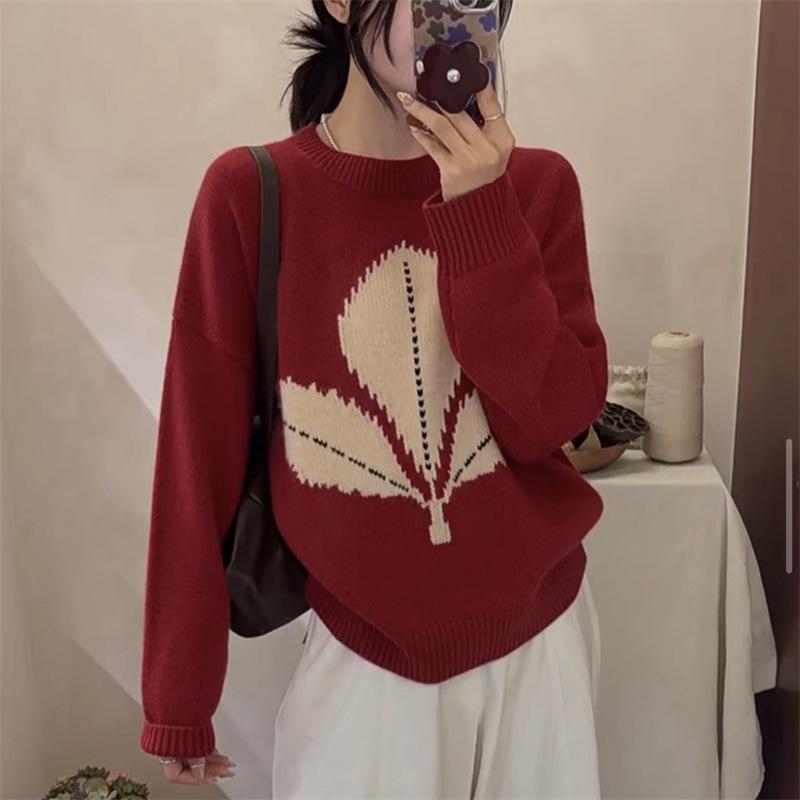 Red Bow Embroidery Knit Top: Women's Round Neck Long Sleeve, 2025 Autumn/Winter Fashion