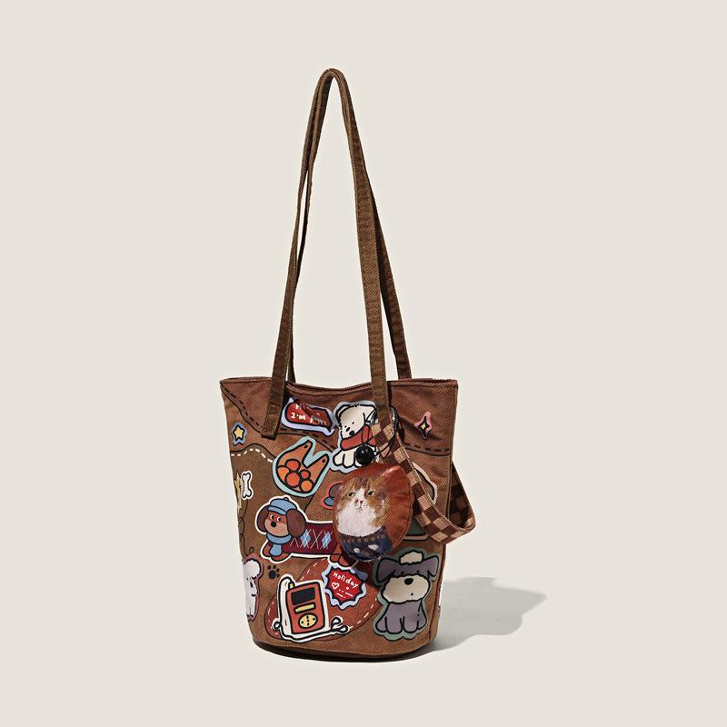 

Кожаная сумка-ведро кроссбоди с иллюстрацией щенка