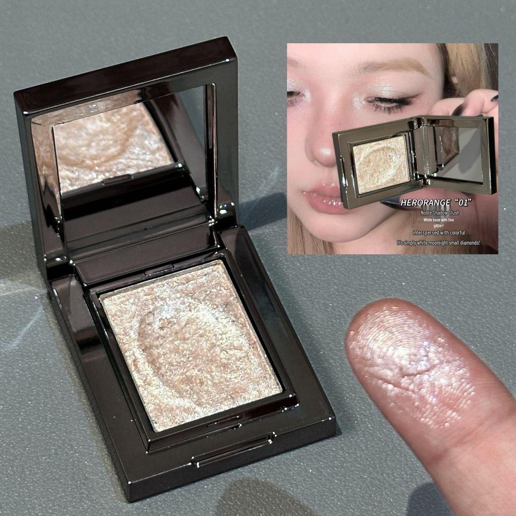 Introducing the Light Luxury Pearl Eyeshadow: New Smoky Earth Tones for Alluring Eye Makeup.