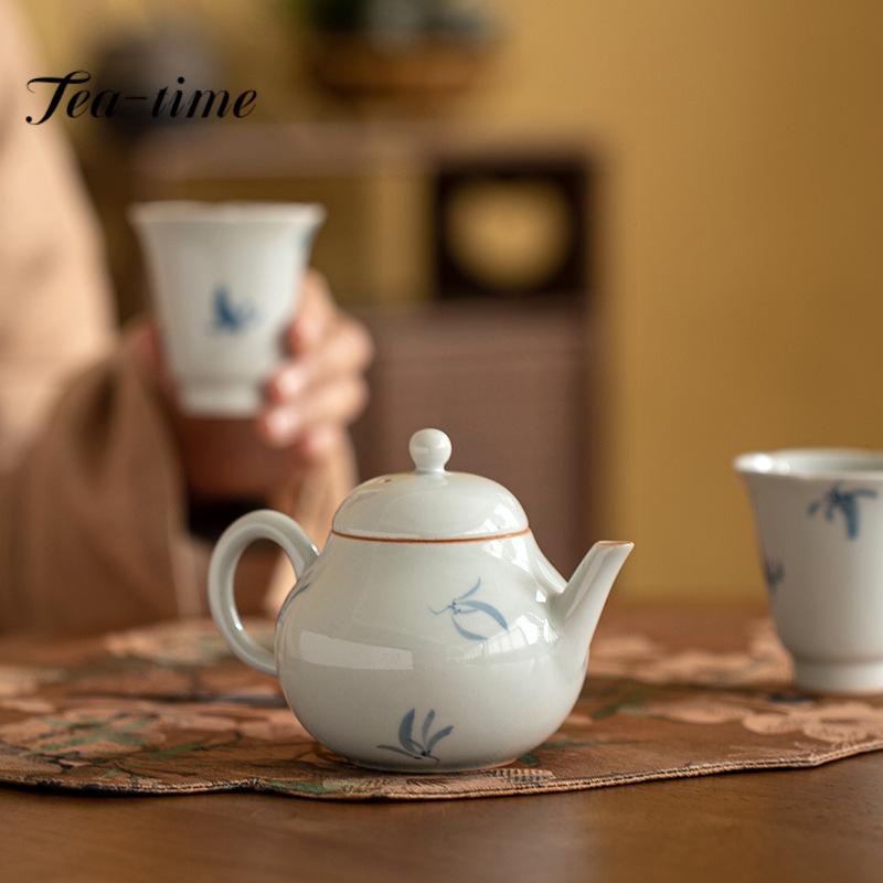 130ml Antique Handpainted Butterfly Orchid Ceramic Teapot Small Pear Pot with Ball Hole Filter Chinese Tea Brewing Kettle Teaset