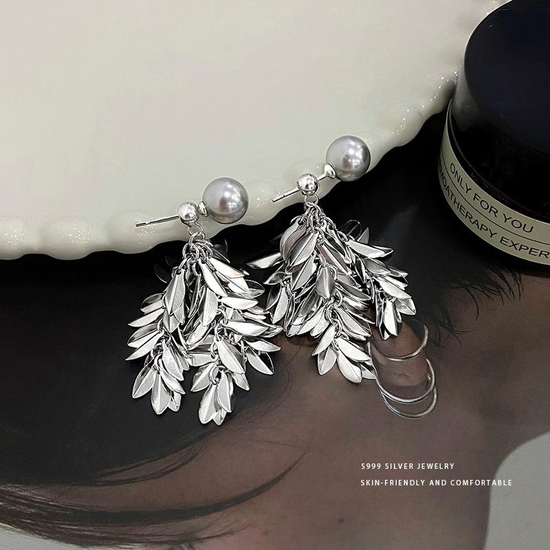 

Высококачественные серьги с листьями и жемчугом для женщин, легкие роскошные серьги Cool Wind Wave Light Lingling