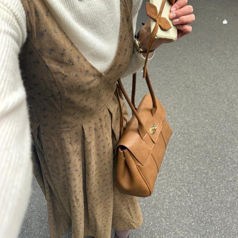 Korean Style Retro Brown Tote Bag Women Leather Texture Metal Lock Handbag Ladies Large Capacity Luxury Design Underarm Bag 2025