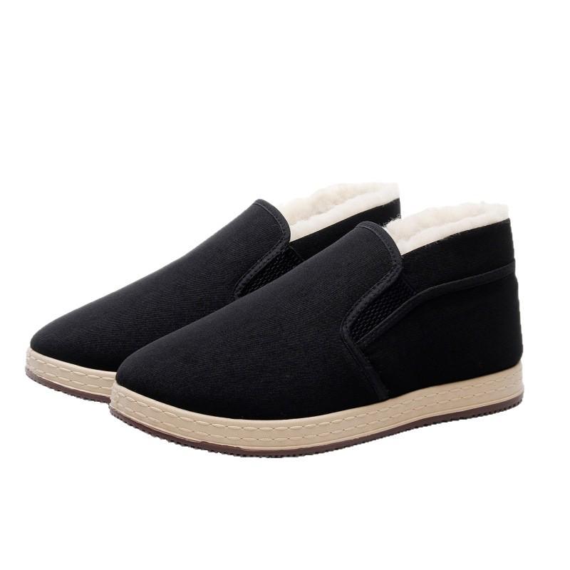 Men's Lightweight Winter Shoes with Fleece Lining, Thickening, and Tire Sole for Warmth; Large Size, Cotton Old Beijing Cloth Shoes.