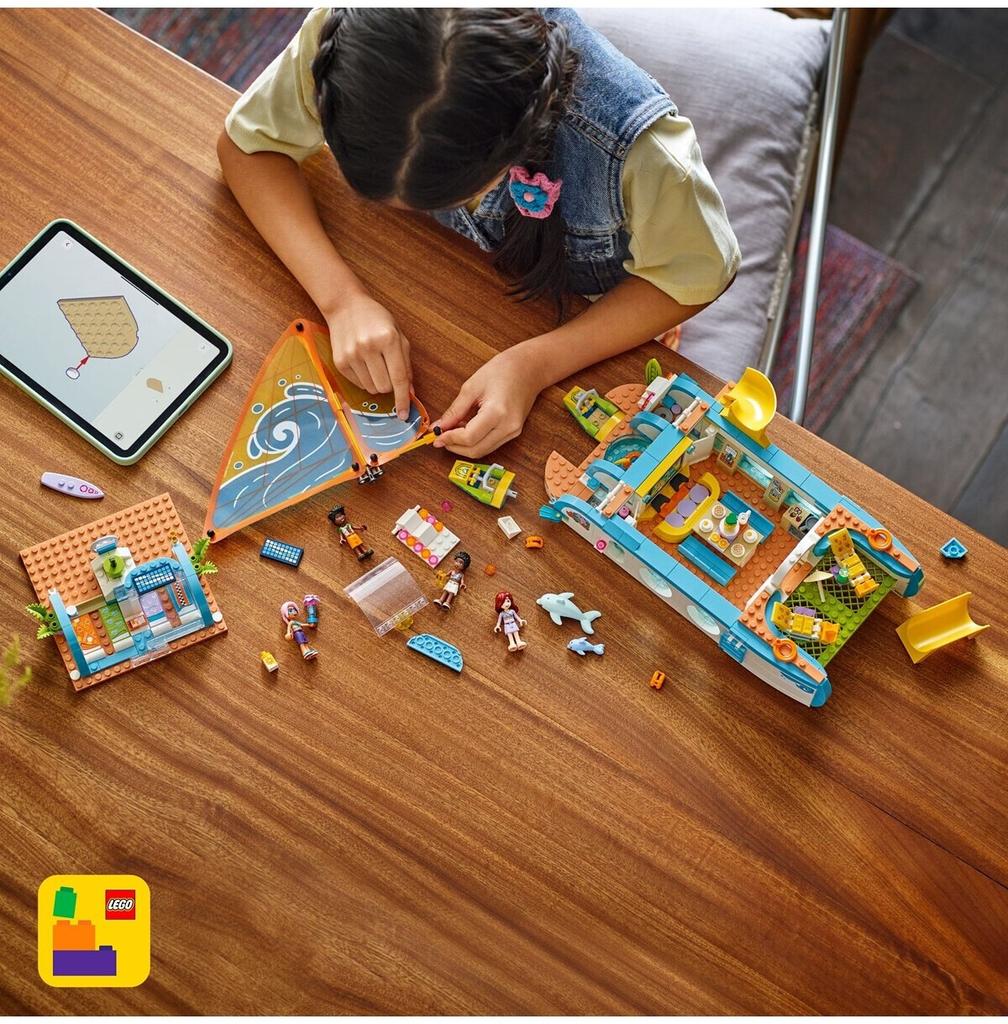 LEGO Friends Constructor – Sailing Adventure (42664)