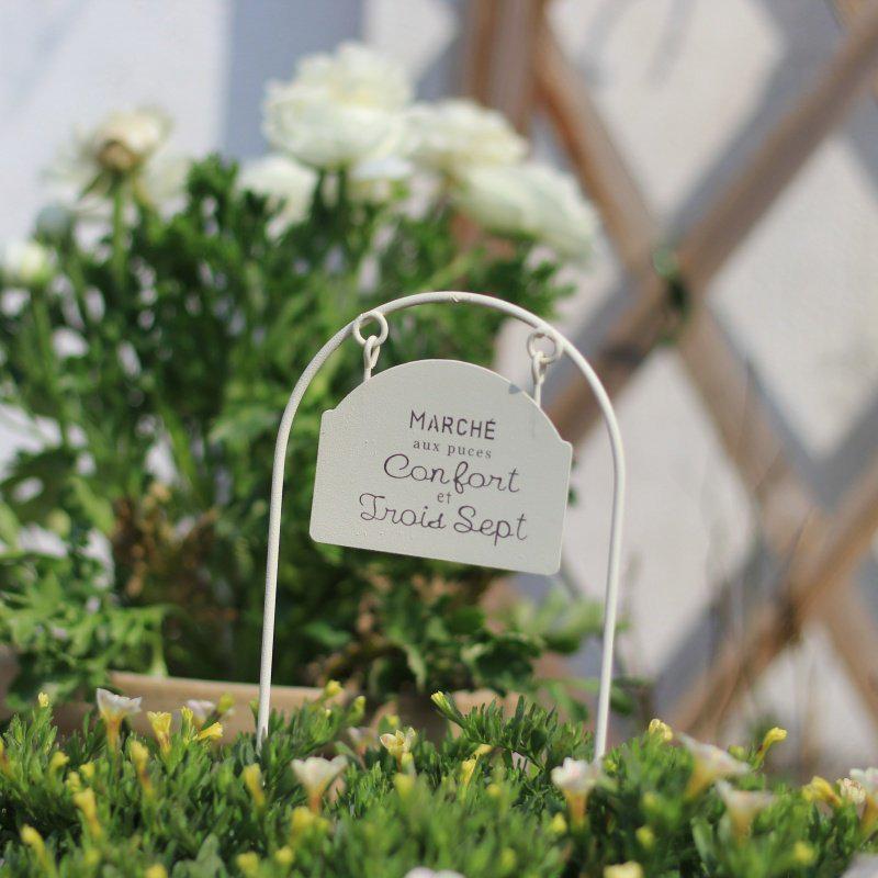 Japanese Zakka Wrought Iron Retro Distressed Flower Vase for Garden, Balcony, or Courtyard Decoration