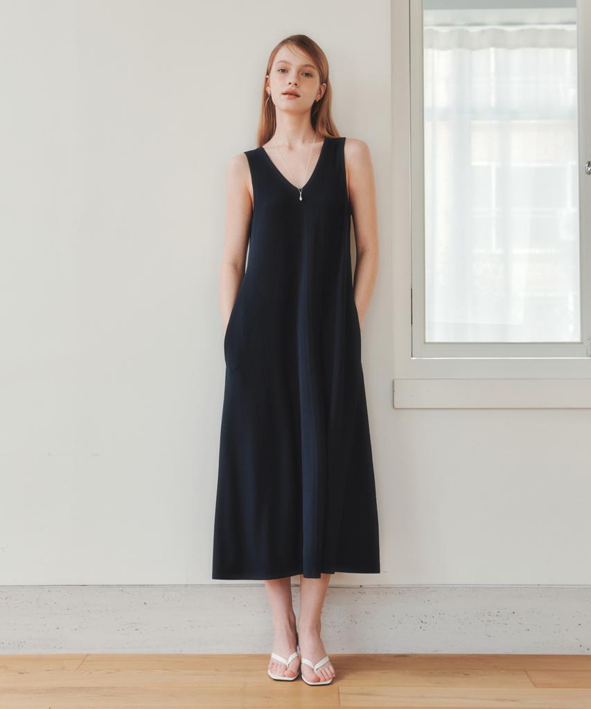 Zero Street [2 Colors] Pleated Sleeveless Dress