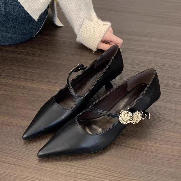 Einwort-Temperament flache Pendler-vielseitige Mary Jane Schuhe Französisch spitz zulaufend dünn Absatz einzelne Schuhe Damen 2025 Frühling und Herbst neu