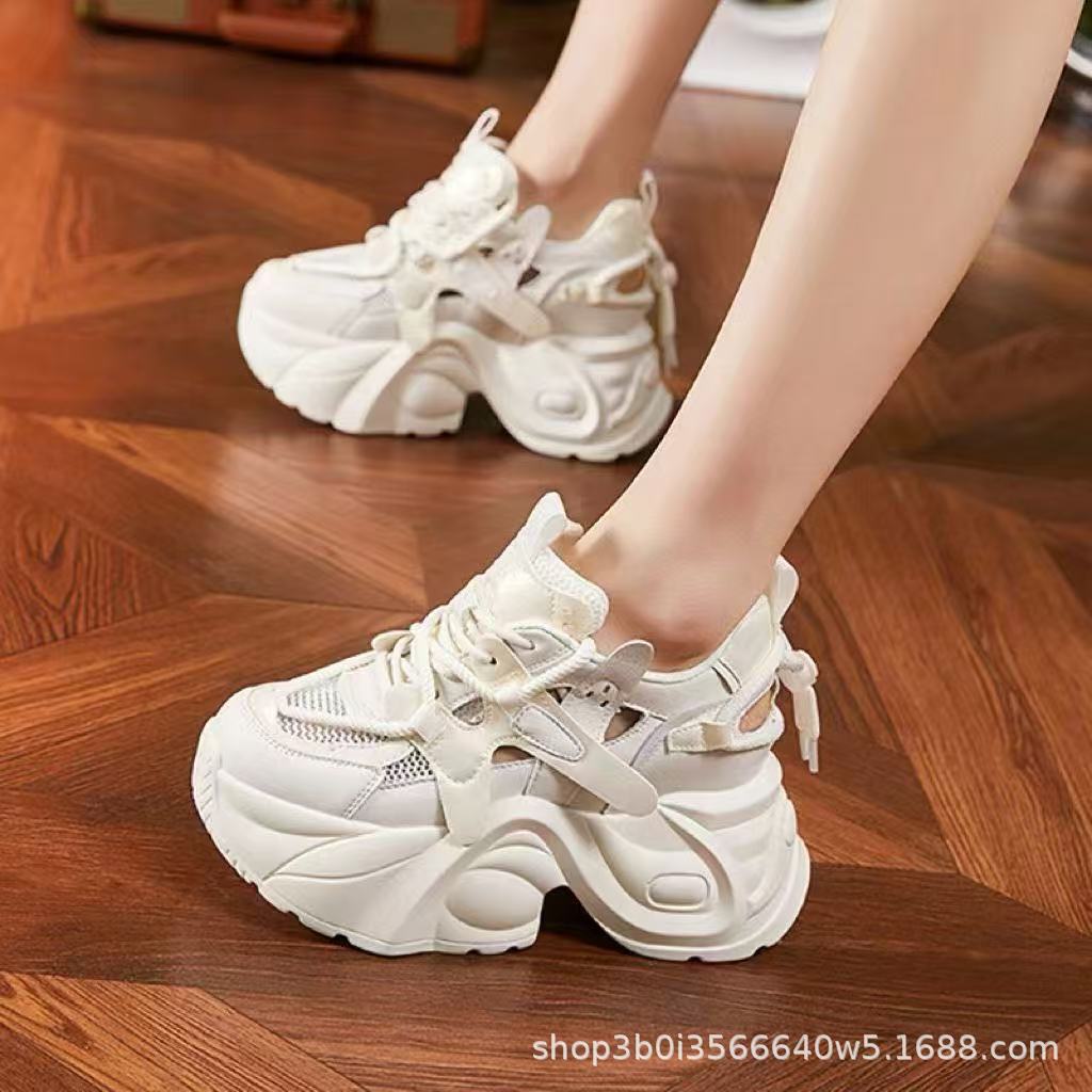 8CM dad shoes women's ultra-light 2025 autumn new versatile casual shoes thick-soled small inner height-increasing women's shoes