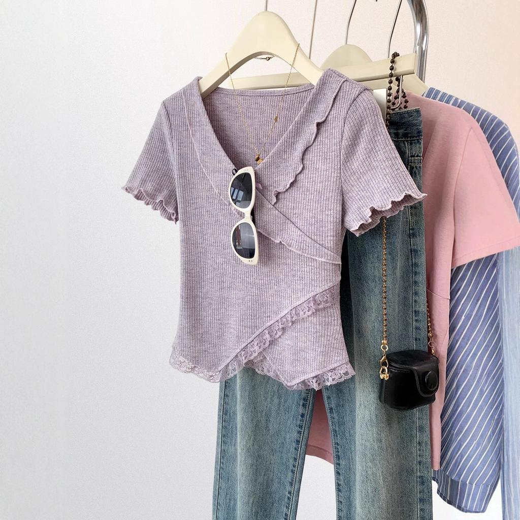 Purple fungus edge V-neck short-sleeved T-shirt women's summer new design lace splicing slim-fitting short versatile top