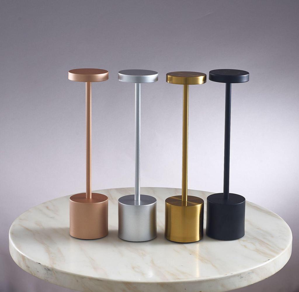 Rechargeable LED Touch Bar Table Lamp: Dimmable Metal I-beam Design for Restaurant and Bar Atmosphere.