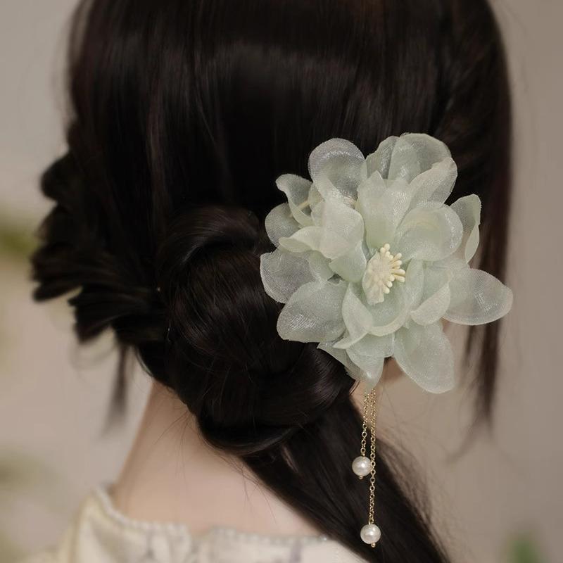 Enchanted Blossom U-Shaped Hairpin: Elegant 2025 Headdress for Qipao & Hanfu Updos