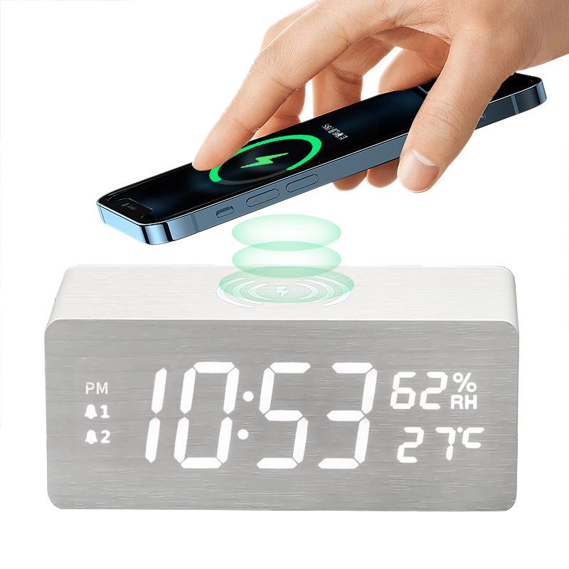 Multifunctional Fast Charging Wood Temperature and Humidity Wireless Charging Perpetual Calendar Clock Sleep Alarm Clock Creative Electronic Clock